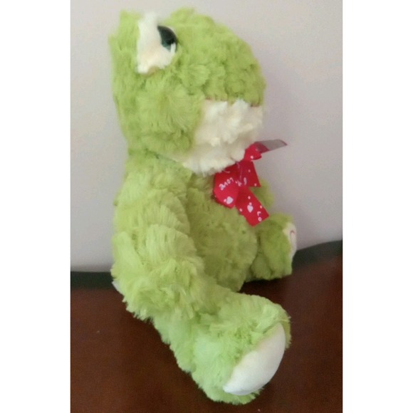 Frog plushie With Red Love Bow And Embroidered Heart On Foot NEW - Picture 6 of 10